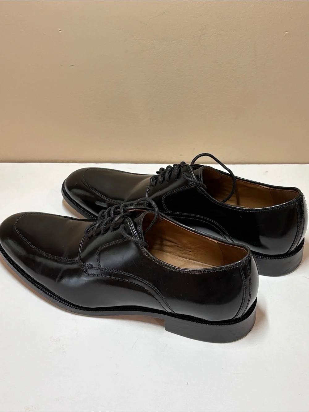 Johnston & Murphy classic black
